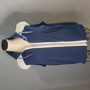 Weekends by Chico's Blue Sleeveless Zip Front Stretchy Vest Golf Size L